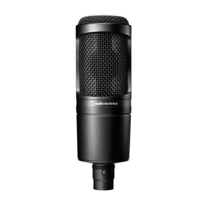 Can you plug headphones into Audio Technica AT2020?