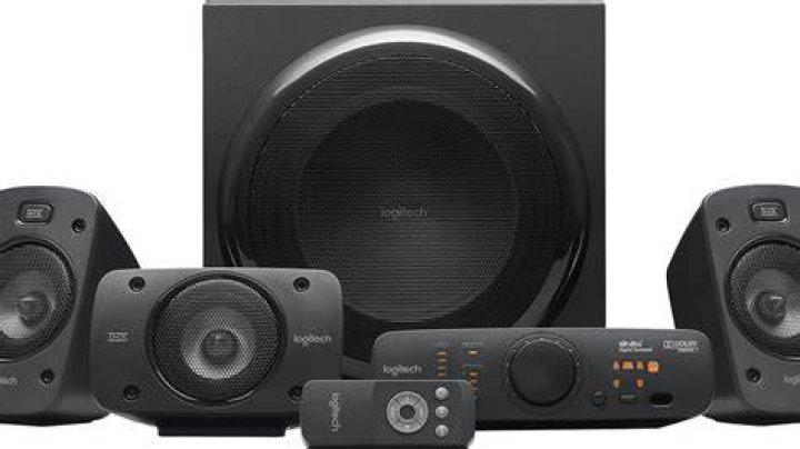 Do Logitech speakers have an amplifier?