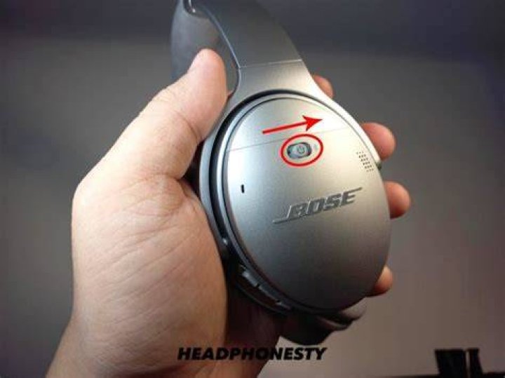 How do you turn on visible mode on Bose headphones?