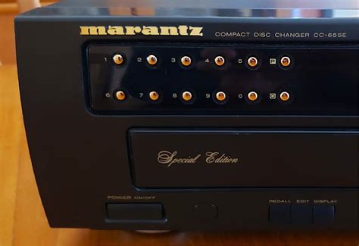 How many discs does a Marantz cc-65se have?