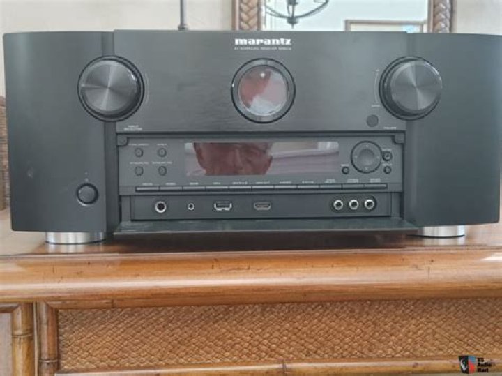 Is the Marantz sr-8012 11 channel surround sound receiver?