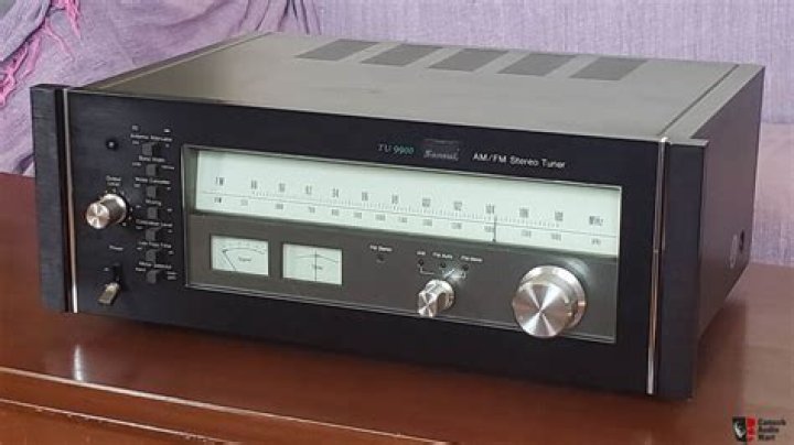 Is the Sansui tu-9900 an FM tuner?