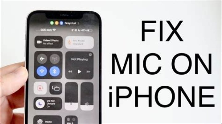 Why is the microphone on my iPhone not working?
